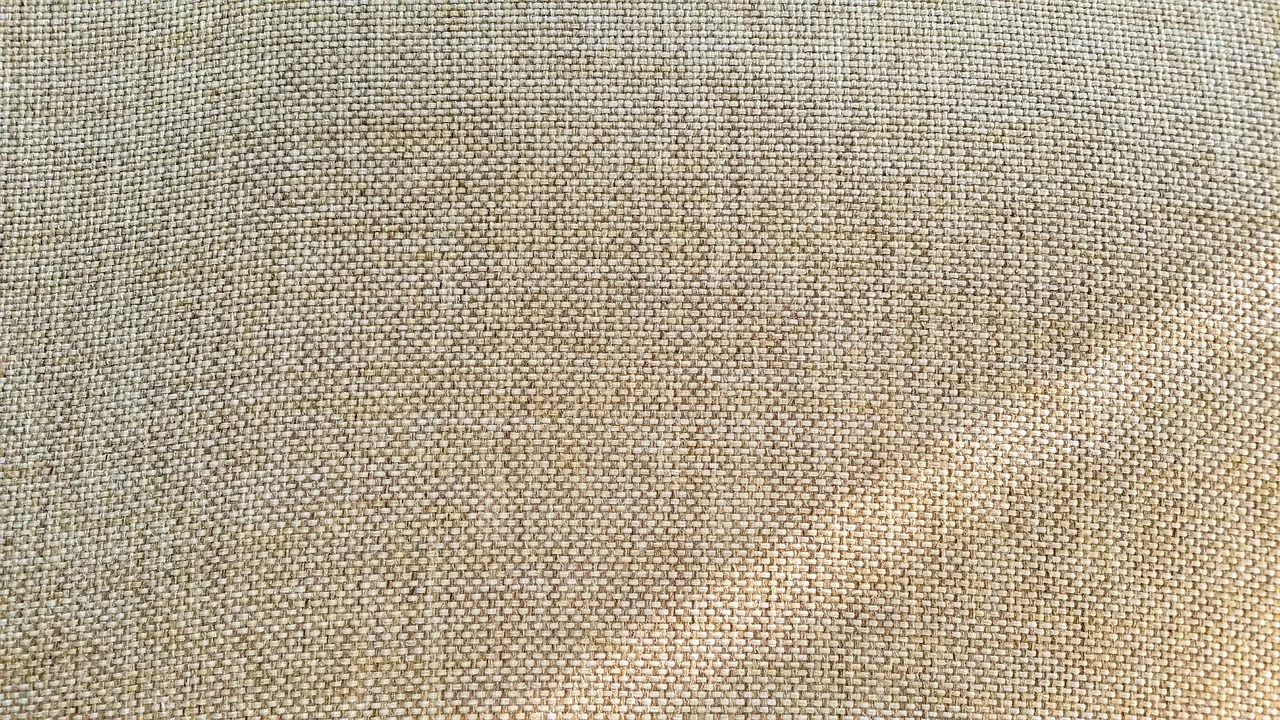 Rustiek jute wandkleed met lente patroon. Rustiek jute wandkleed met lente patroon.